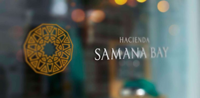 Hacienda Samaná Bay: logo, diseño web, desarrollo web a medida, diseño gráfico
